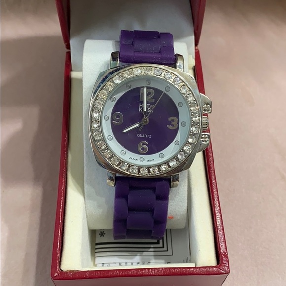 NEW Hot Kiss Purple Bling Watch - Picture 2 of 5